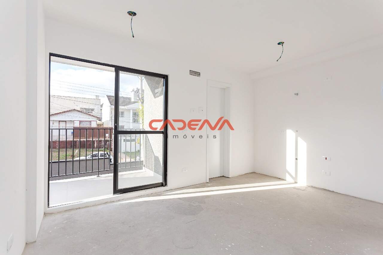 Apartamento à venda no Novo Mundo: 