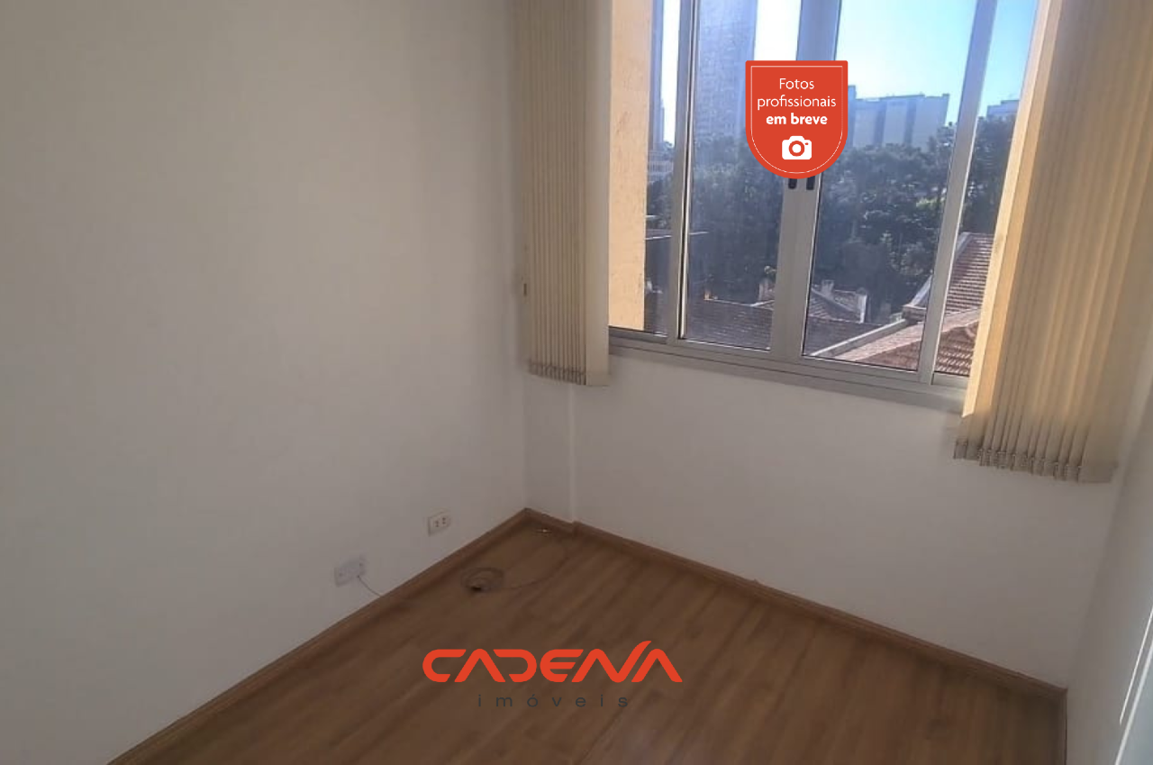 Sala à venda no Centro: 