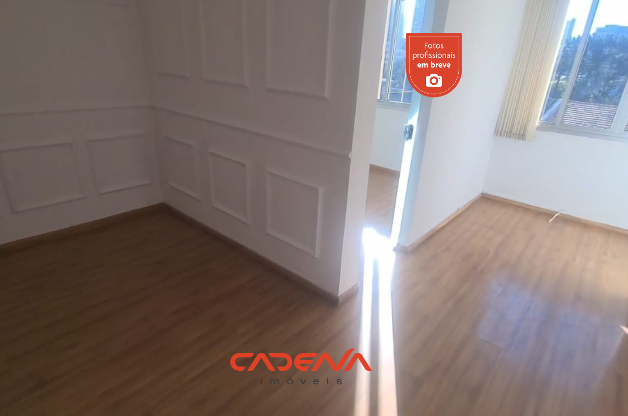 Sala à venda no Centro: 