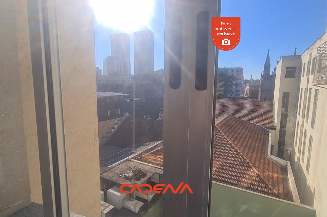 Sala à venda no Centro: 