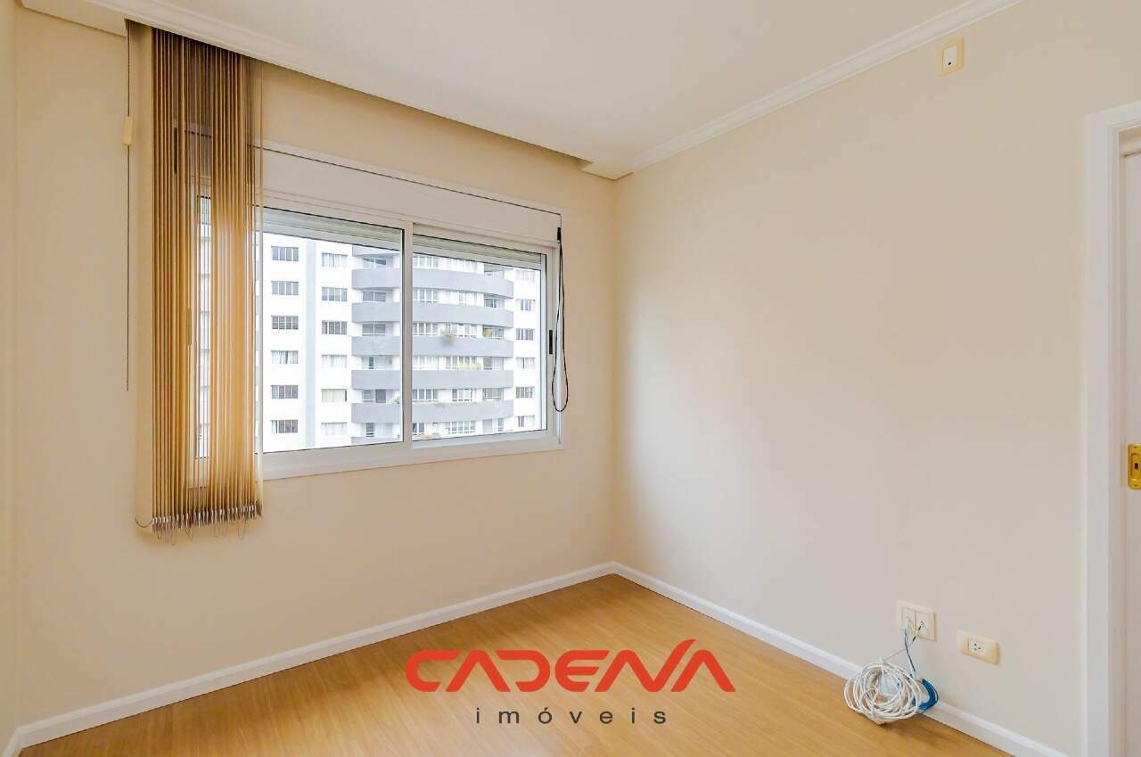 Apartamento à venda no Batel: