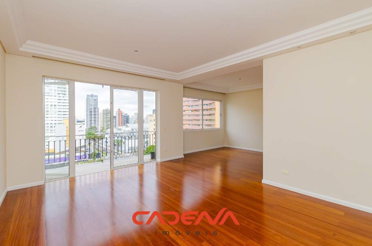 Apartamento à venda no Batel: