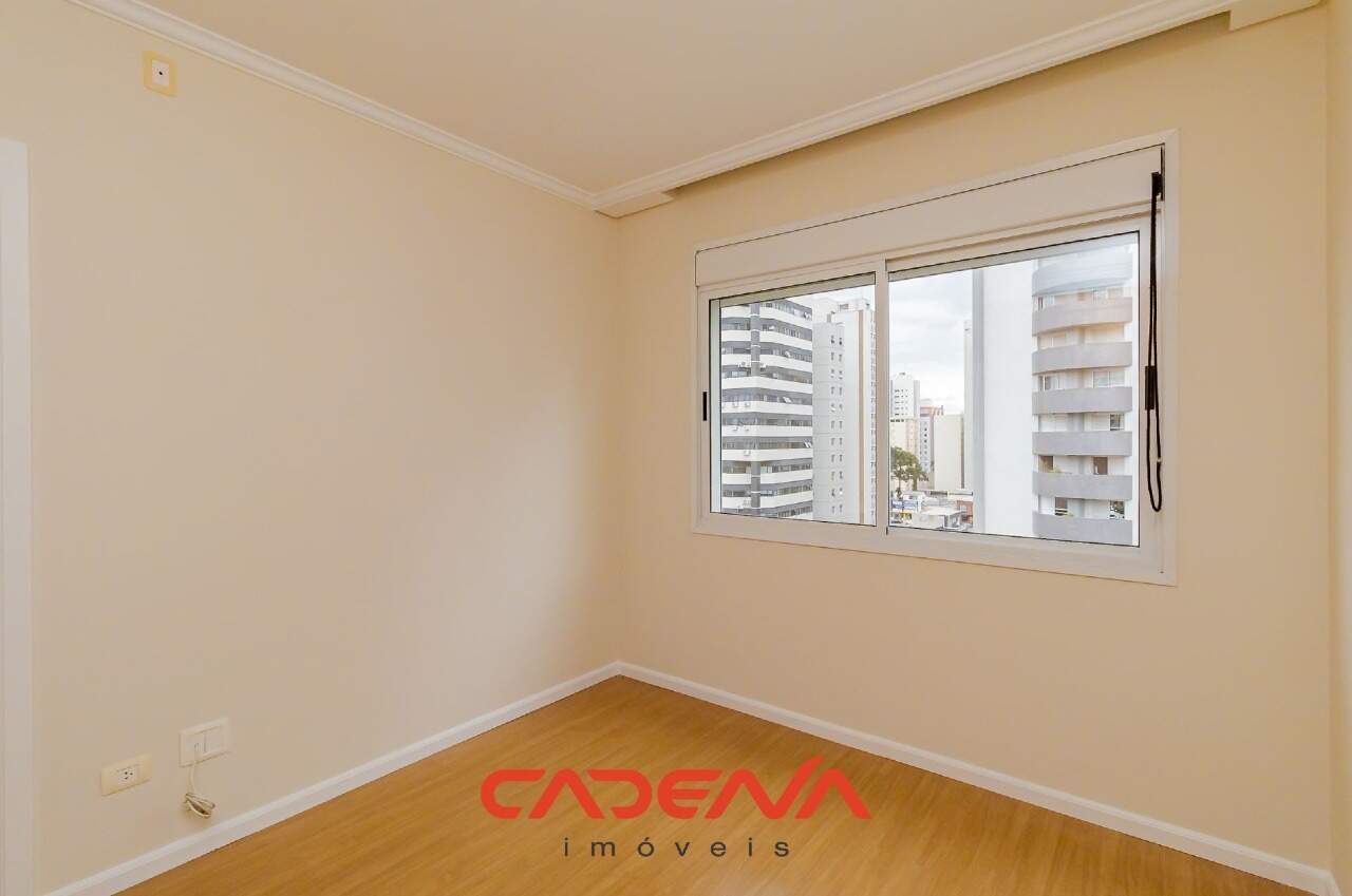 Apartamento à venda no Batel: