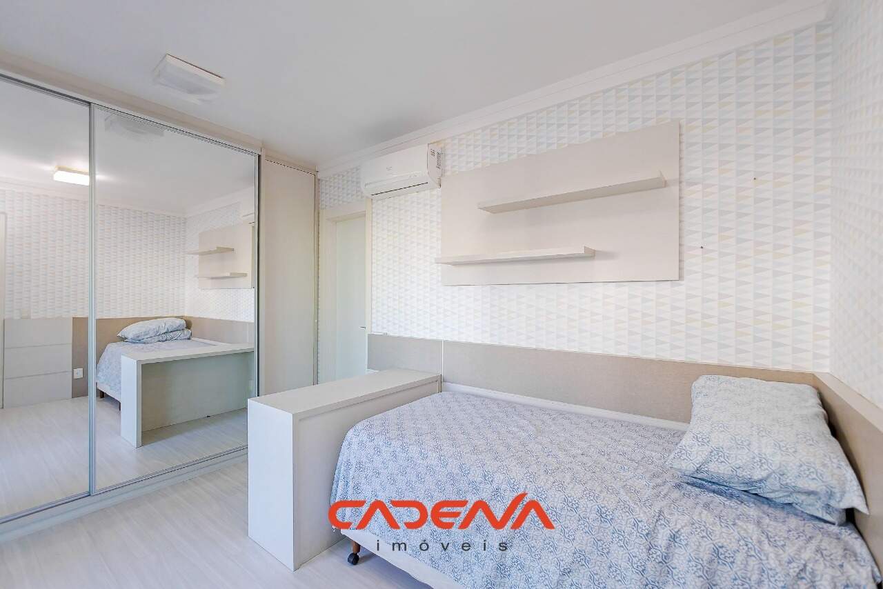 Cobertura à venda no Água Verde: