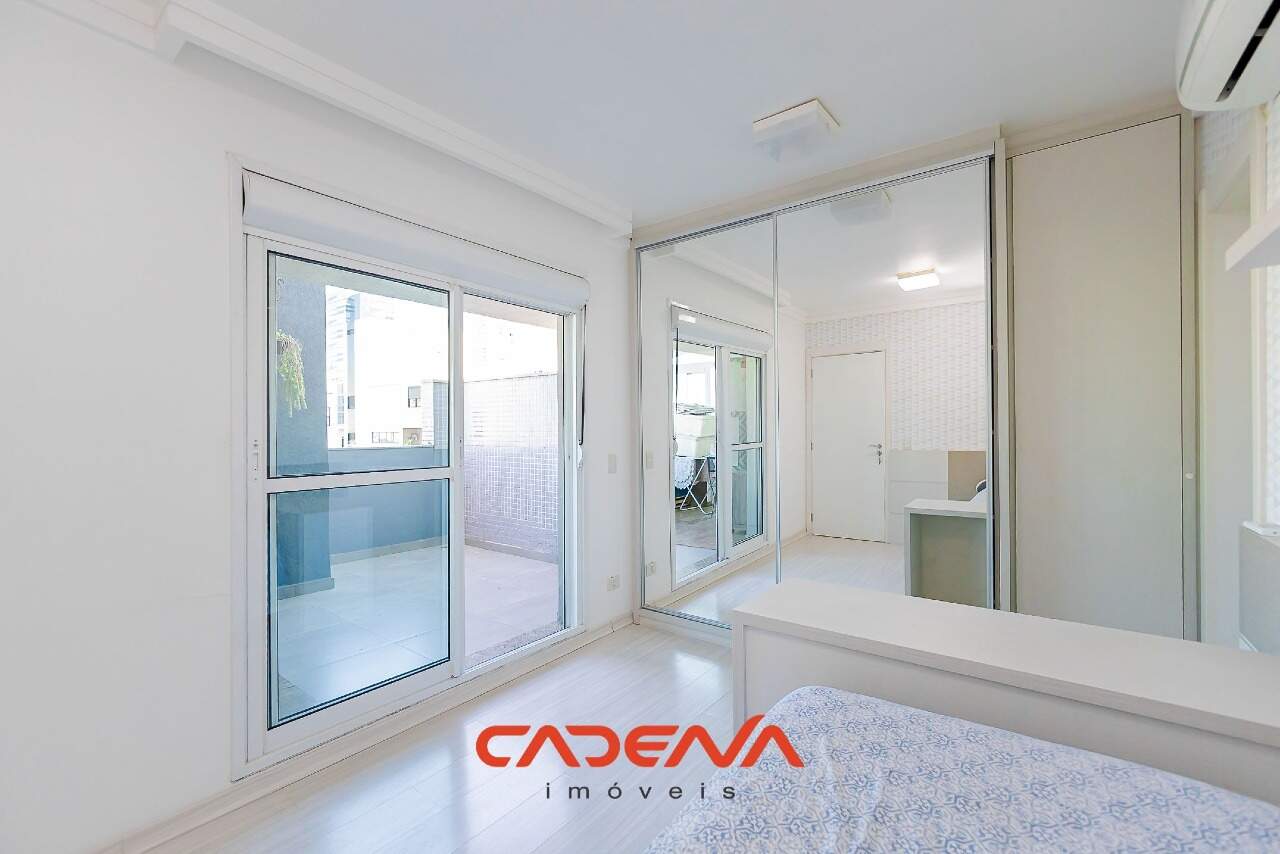 Cobertura à venda no Água Verde: