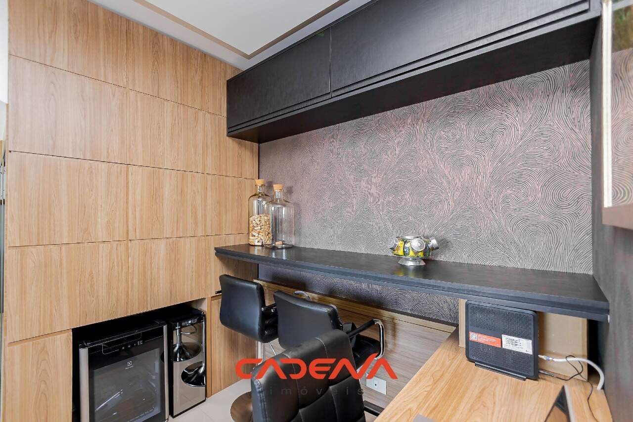 Cobertura à venda no Água Verde: