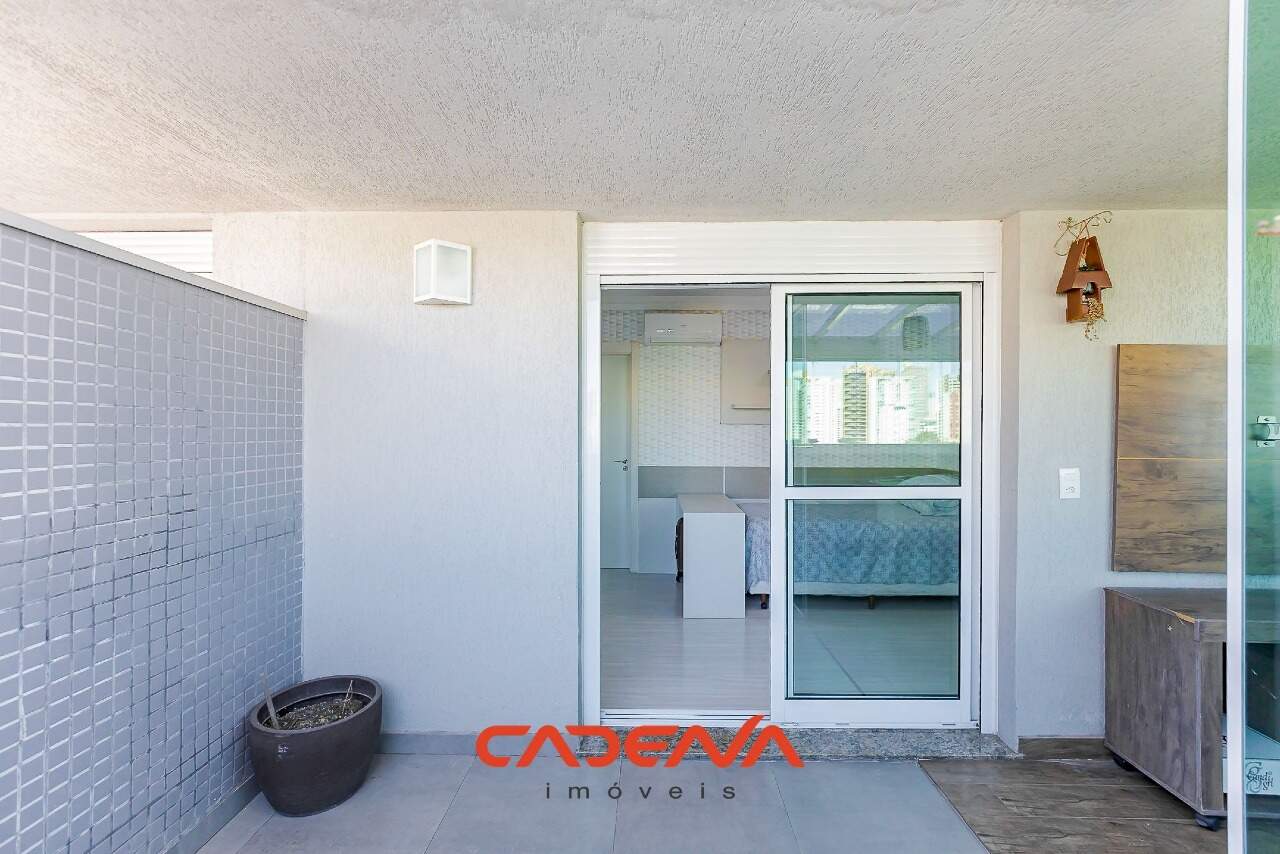 Cobertura à venda no Água Verde: