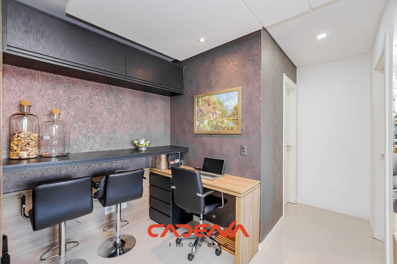 Cobertura à venda no Água Verde: