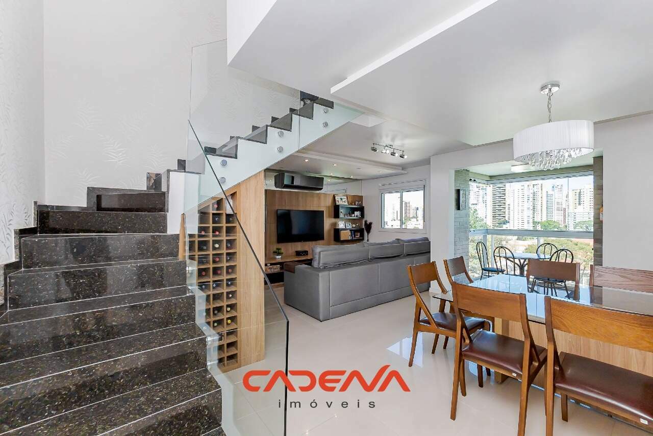 Cobertura à venda no Água Verde: