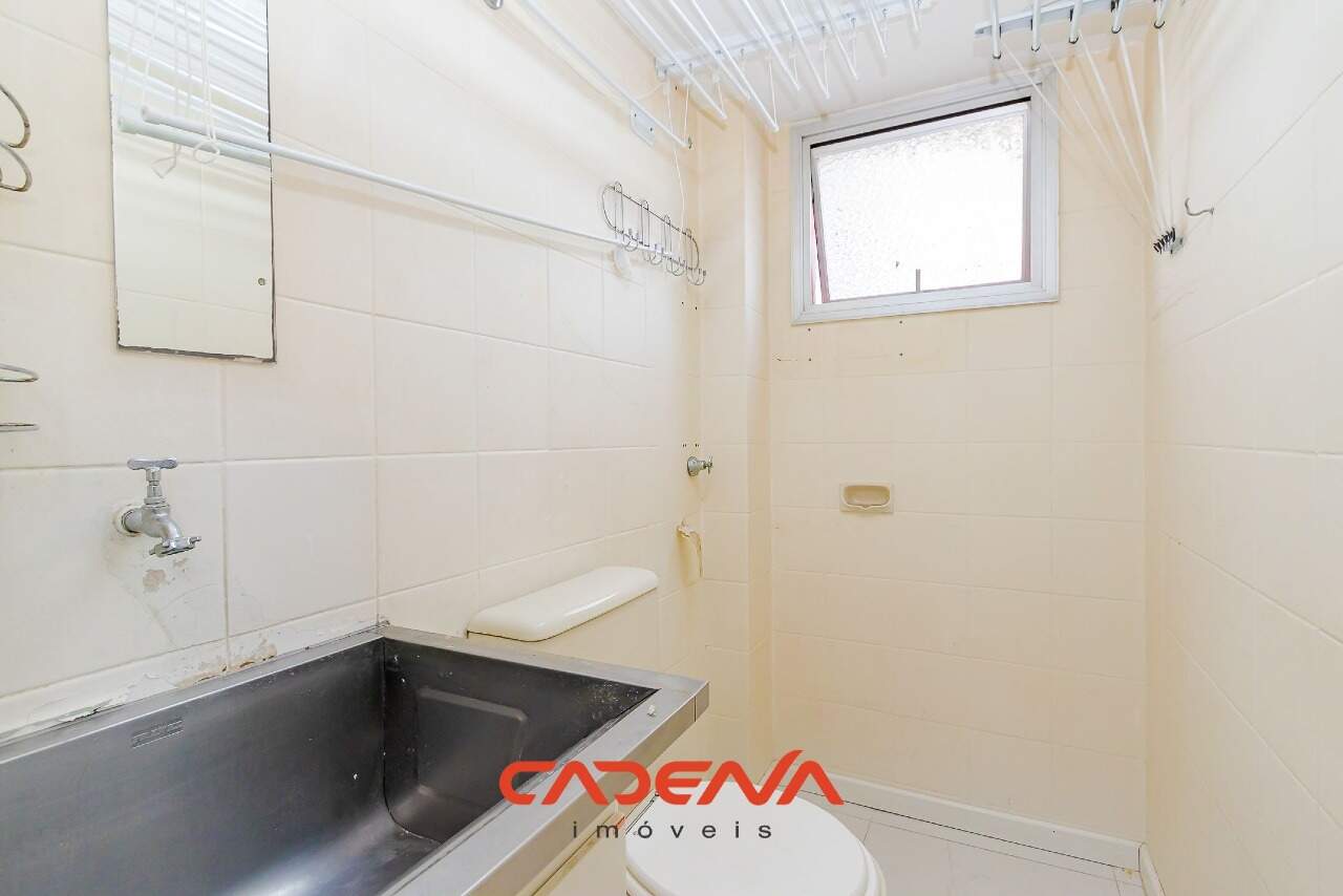 Apartamento para aluguel no Cabral: 