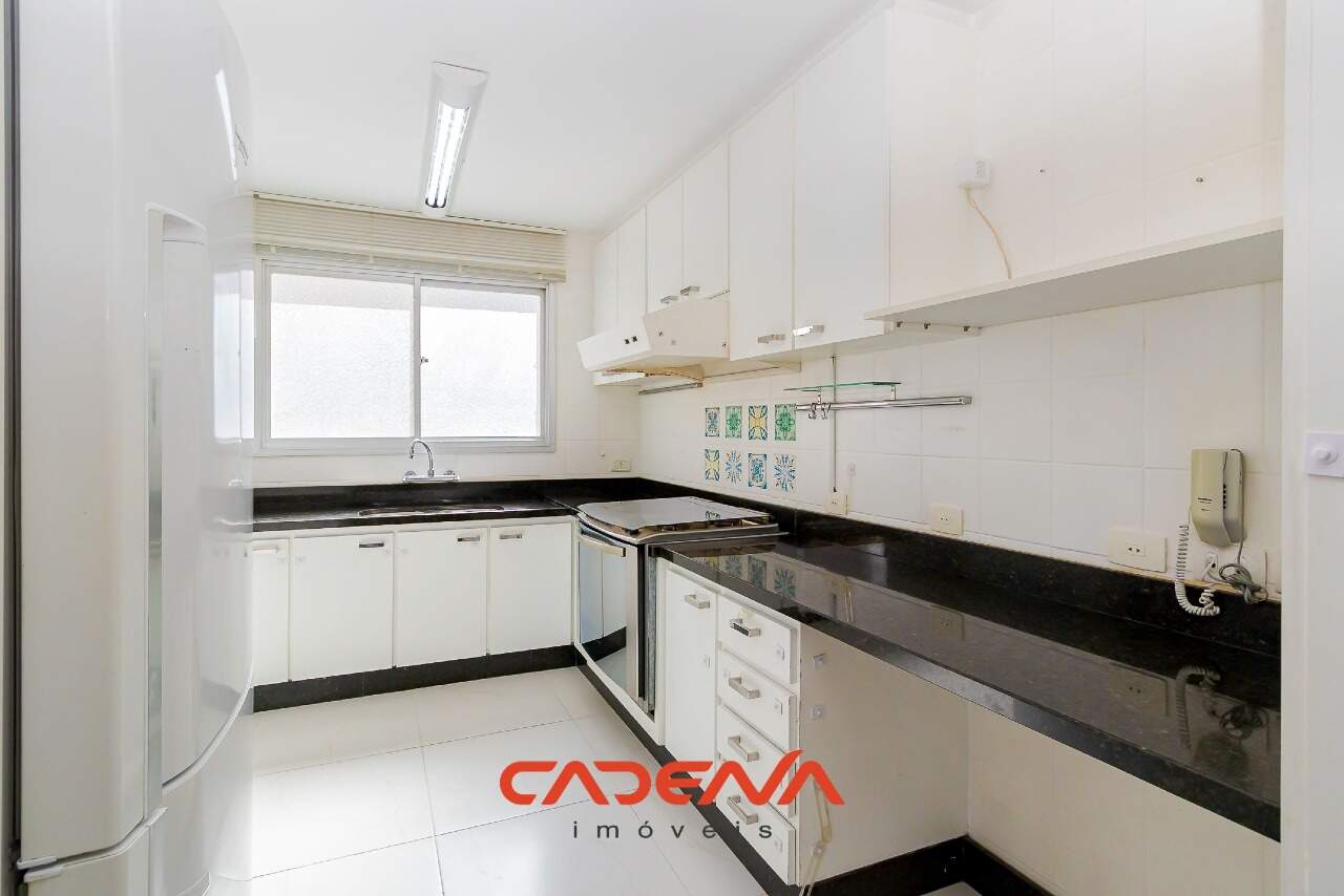 Apartamento para aluguel no Cabral: 