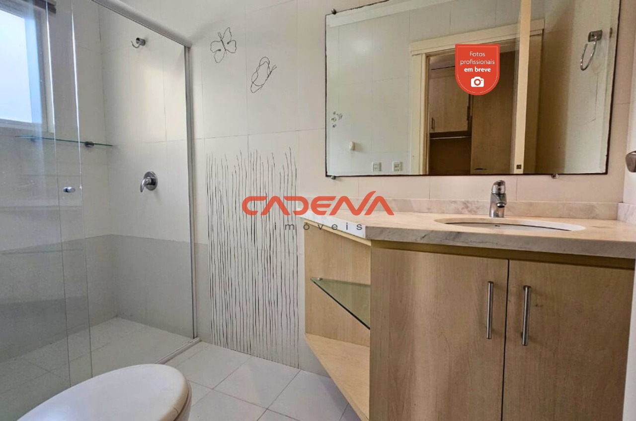 Casa em condomínio fechado para aluguel no Taboão: 