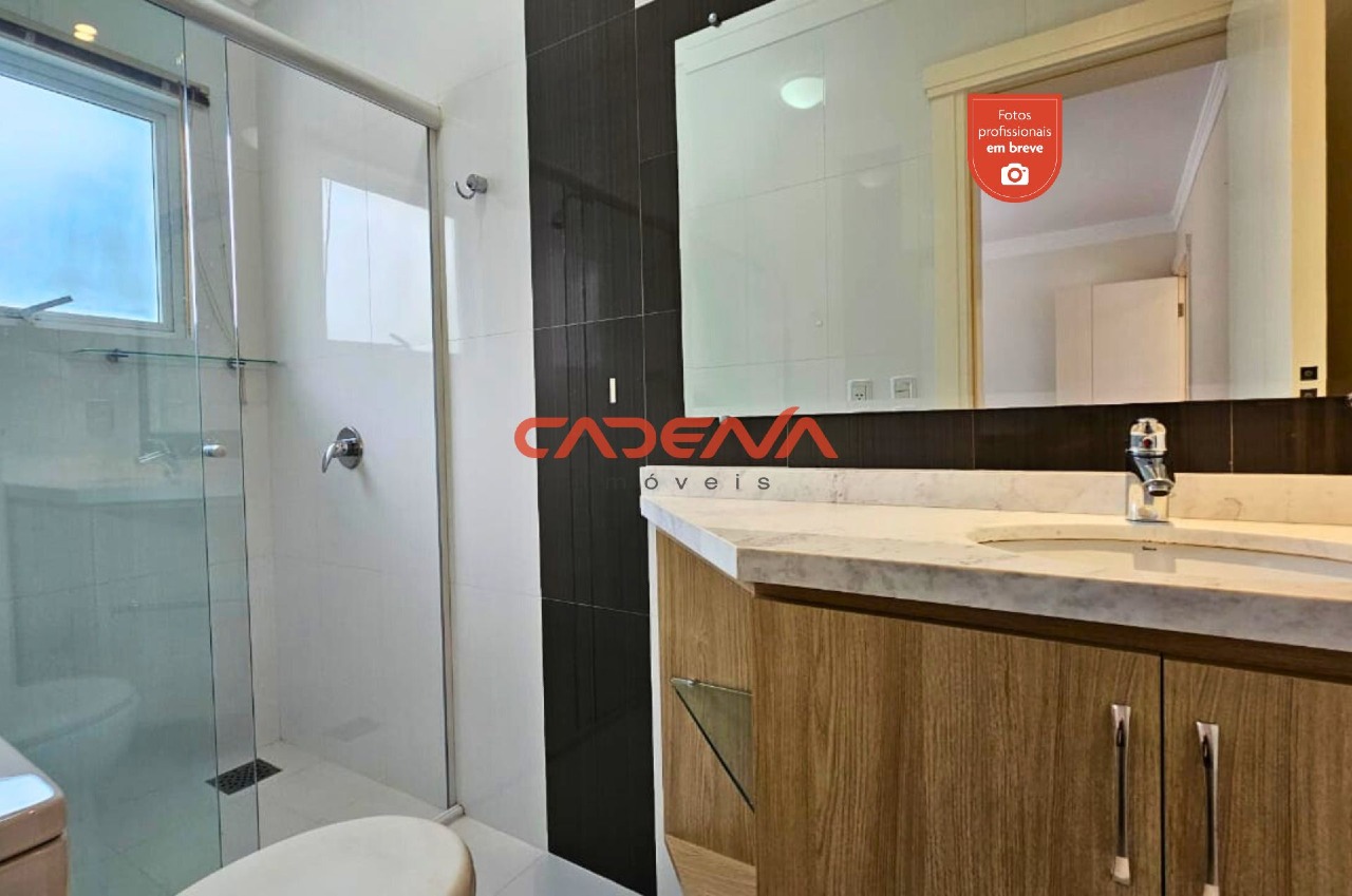 Casa em condomínio fechado para aluguel no Taboão: 