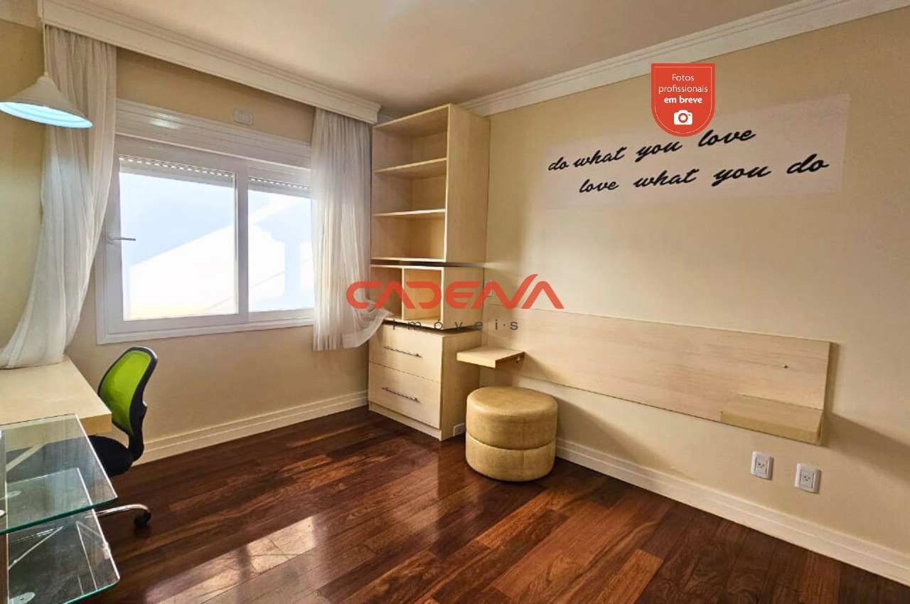 Casa em condomínio fechado para aluguel no Taboão: 