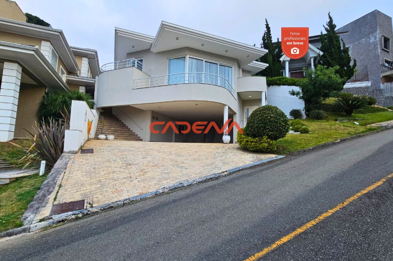 Casa em condomínio fechado para aluguel no Taboão: 