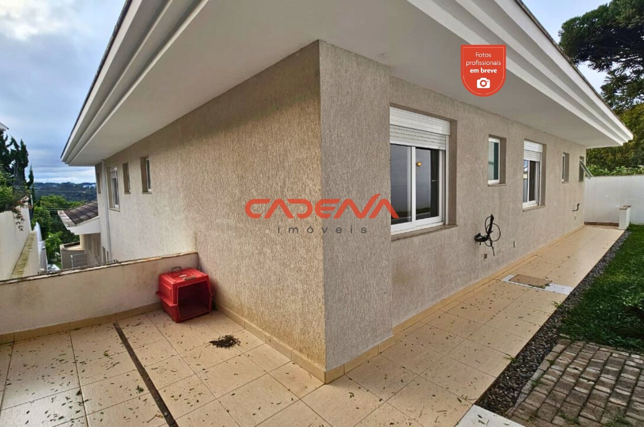 Casa em condomínio fechado para aluguel no Taboão: 