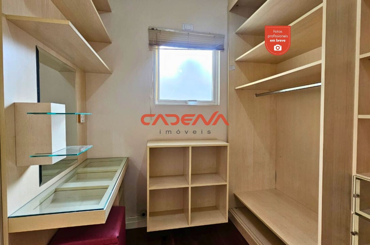 Casa em condomínio fechado para aluguel no Taboão: 