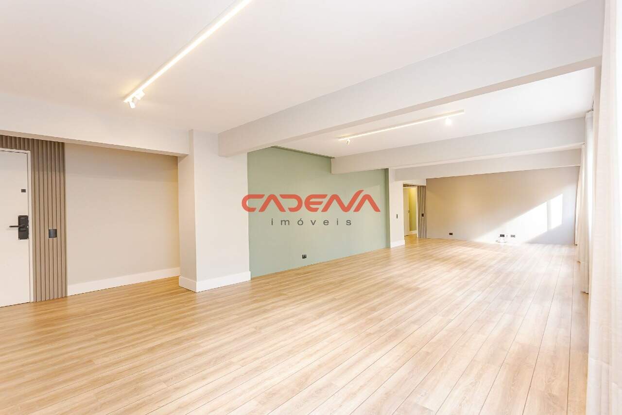 Apartamento para aluguel no Bigorrilho: