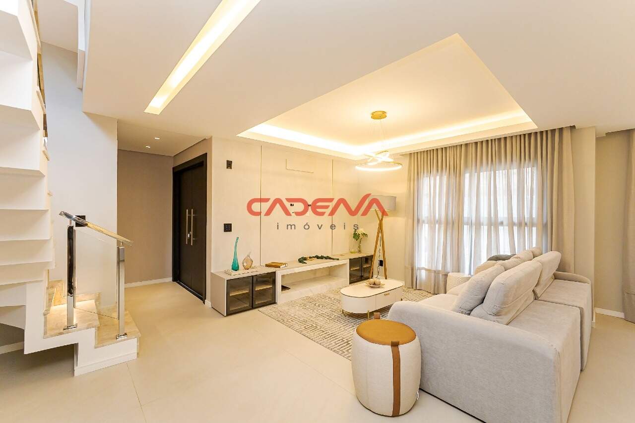 Casa para aluguel no Santa Felicidade: 