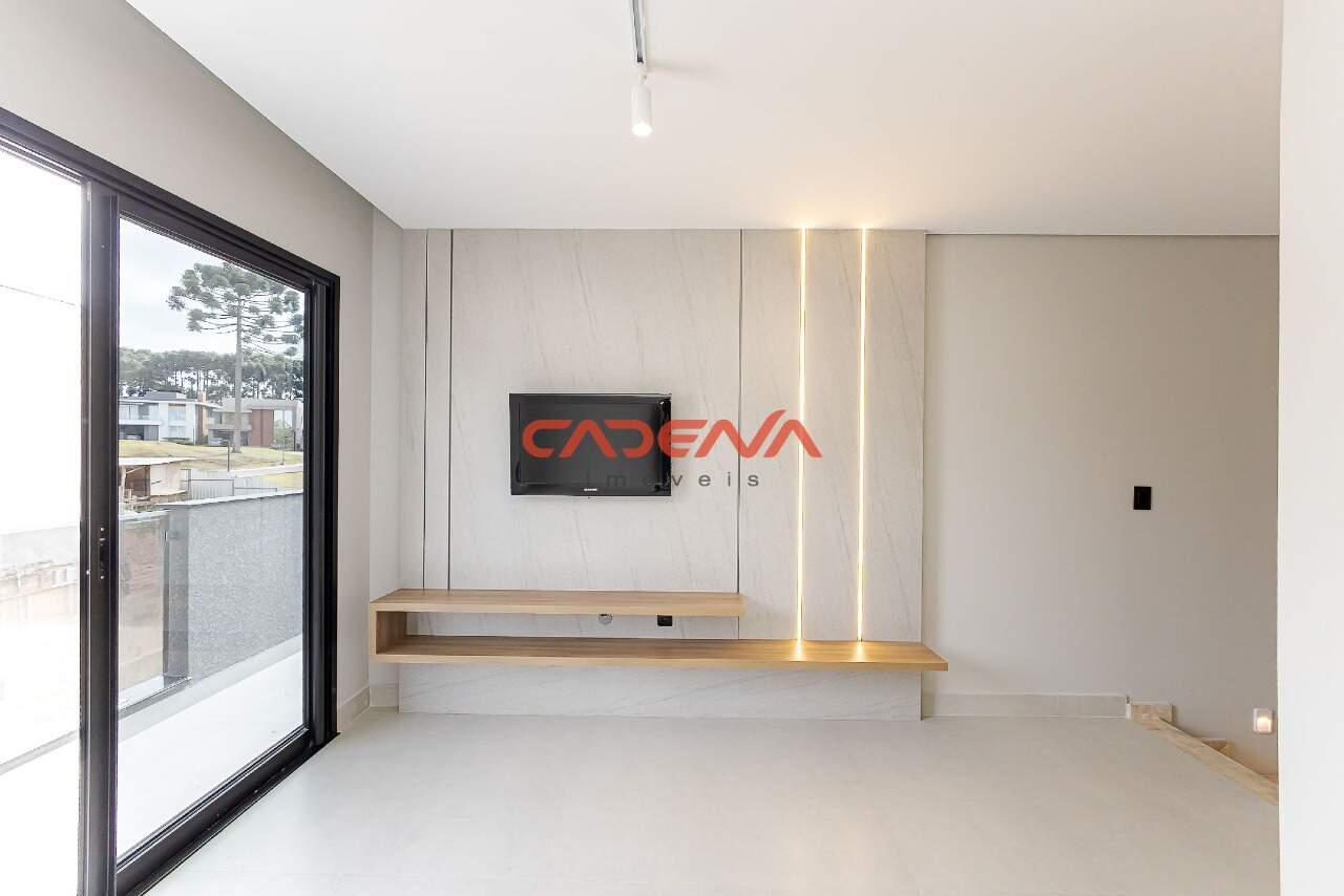 Casa para aluguel no Santa Felicidade: 