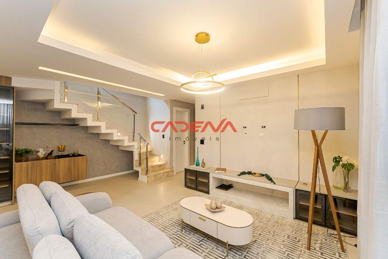Casa para aluguel no Santa Felicidade: 