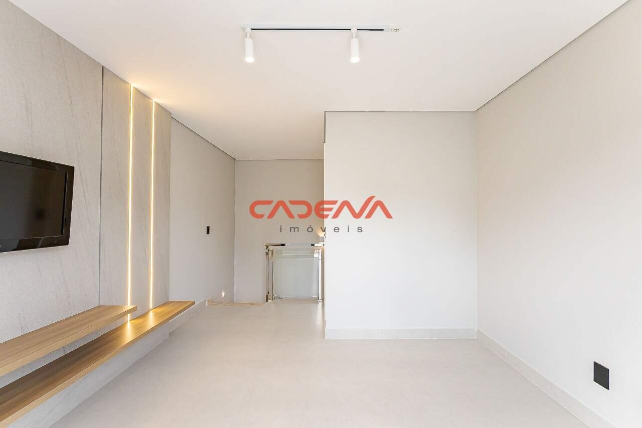Casa para aluguel no Santa Felicidade: 