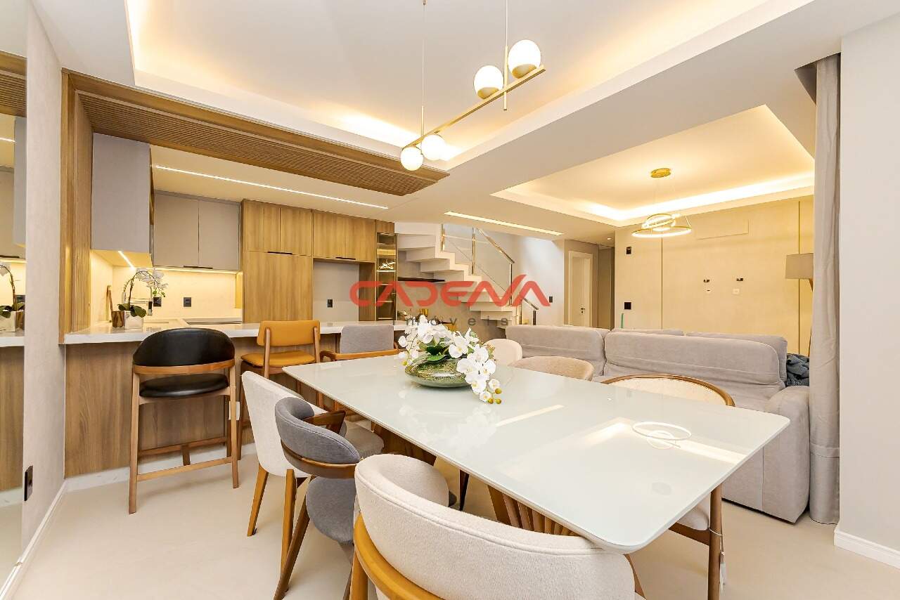 Casa para aluguel no Santa Felicidade: 