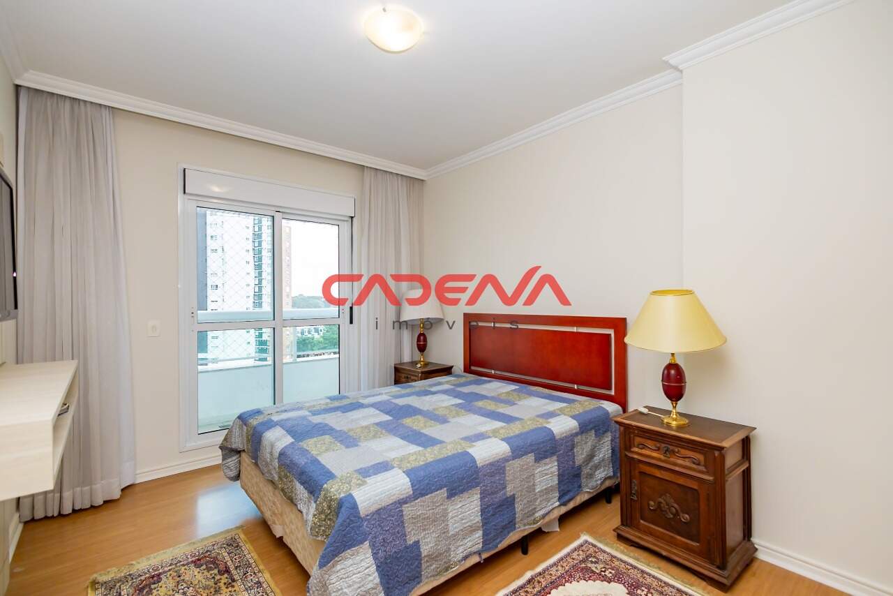 Apartamento para aluguel no Mossunguê: