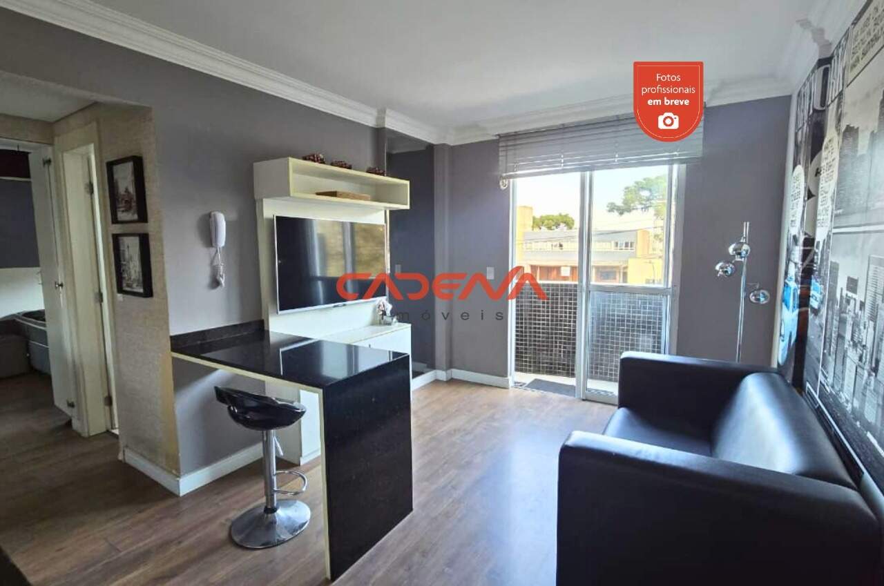 Apartamento para aluguel no Juvevê: 