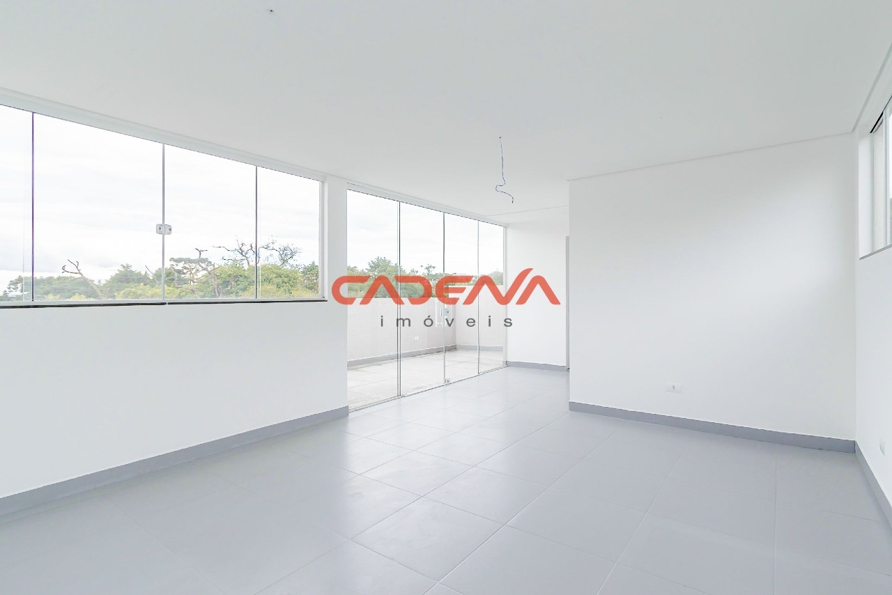 Sobrado para aluguel no Campo Comprido: 