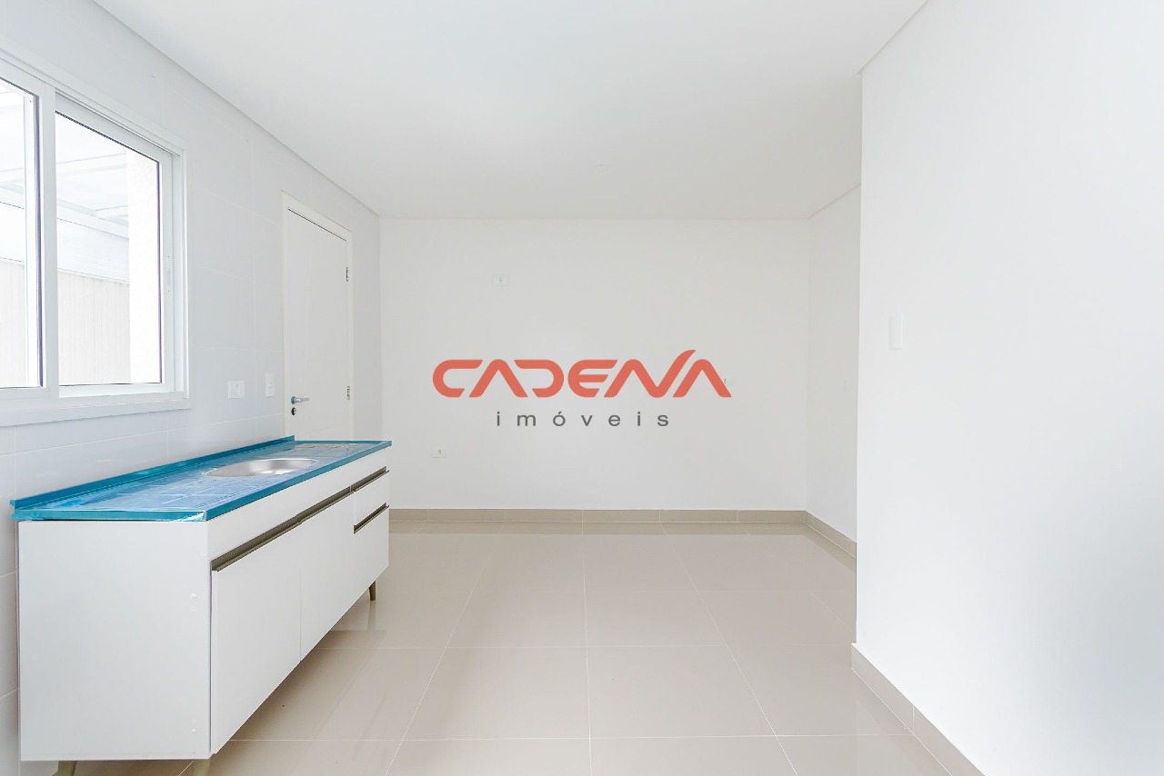 Sobrado para aluguel no Campo Comprido: 