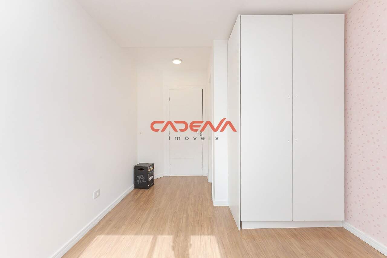 Casa em condomínio fechado para aluguel no Campo Comprido: 