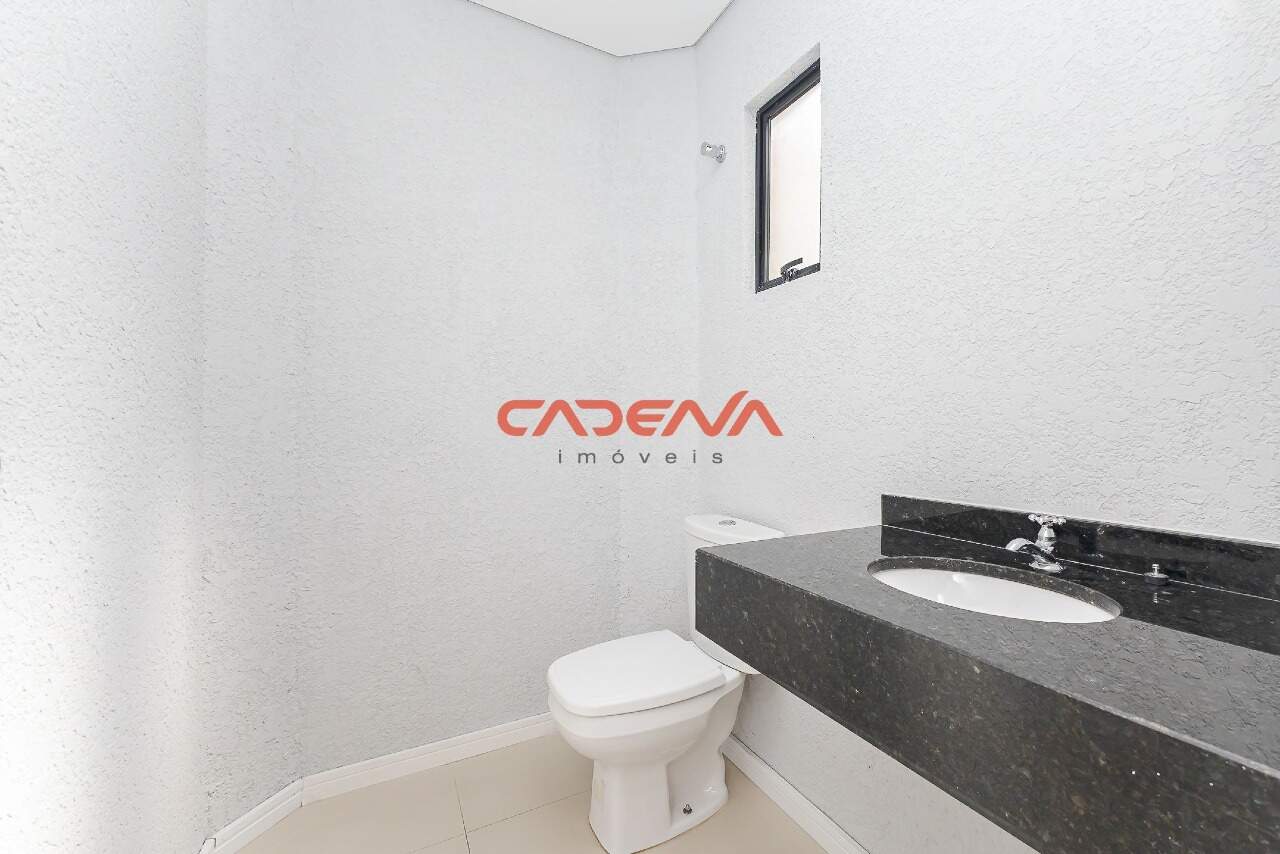 Casa em condomínio fechado para aluguel no Campo Comprido: 