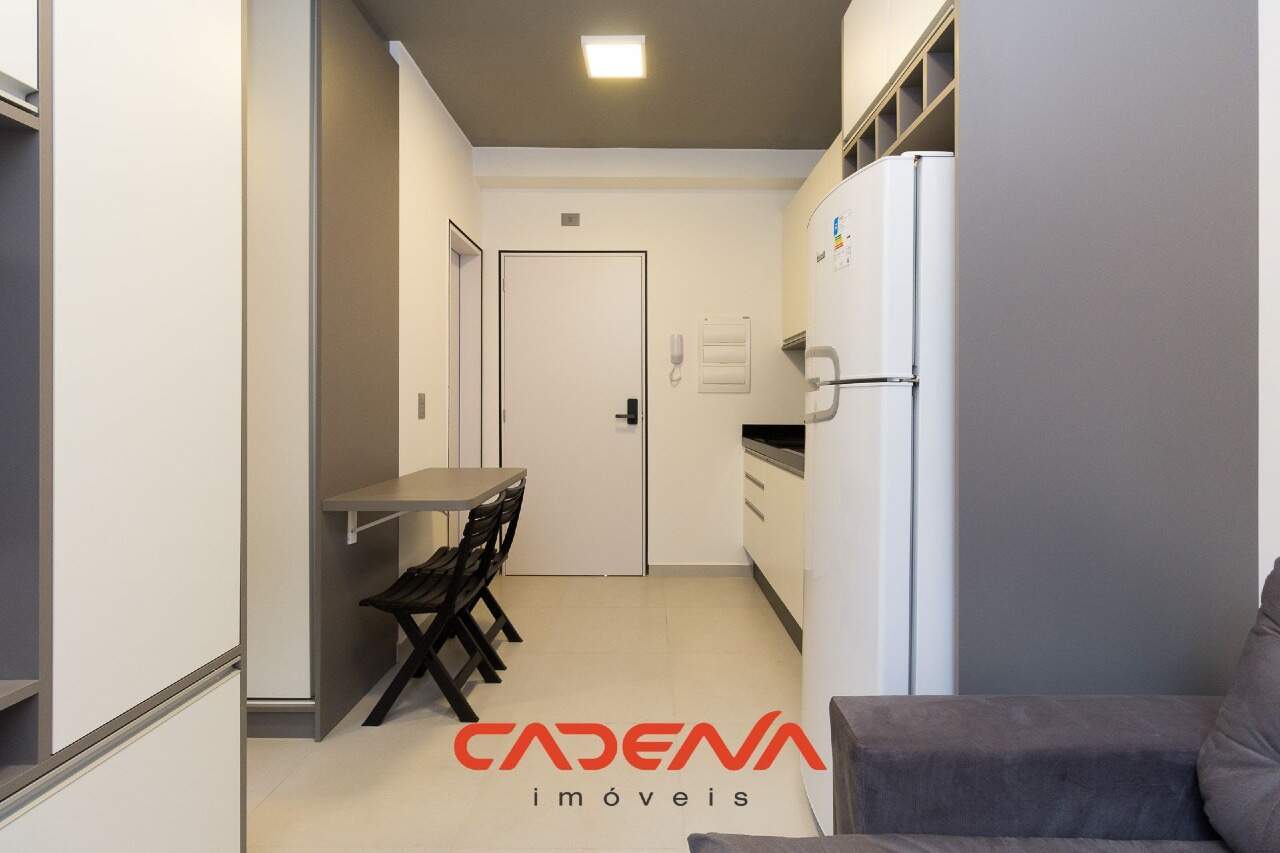 Apartamento para aluguel no Bigorrilho: 
