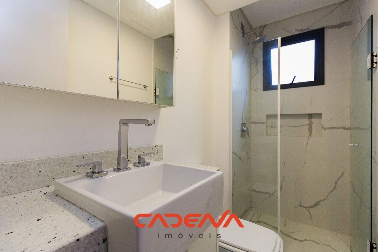Apartamento para aluguel no Bigorrilho: 