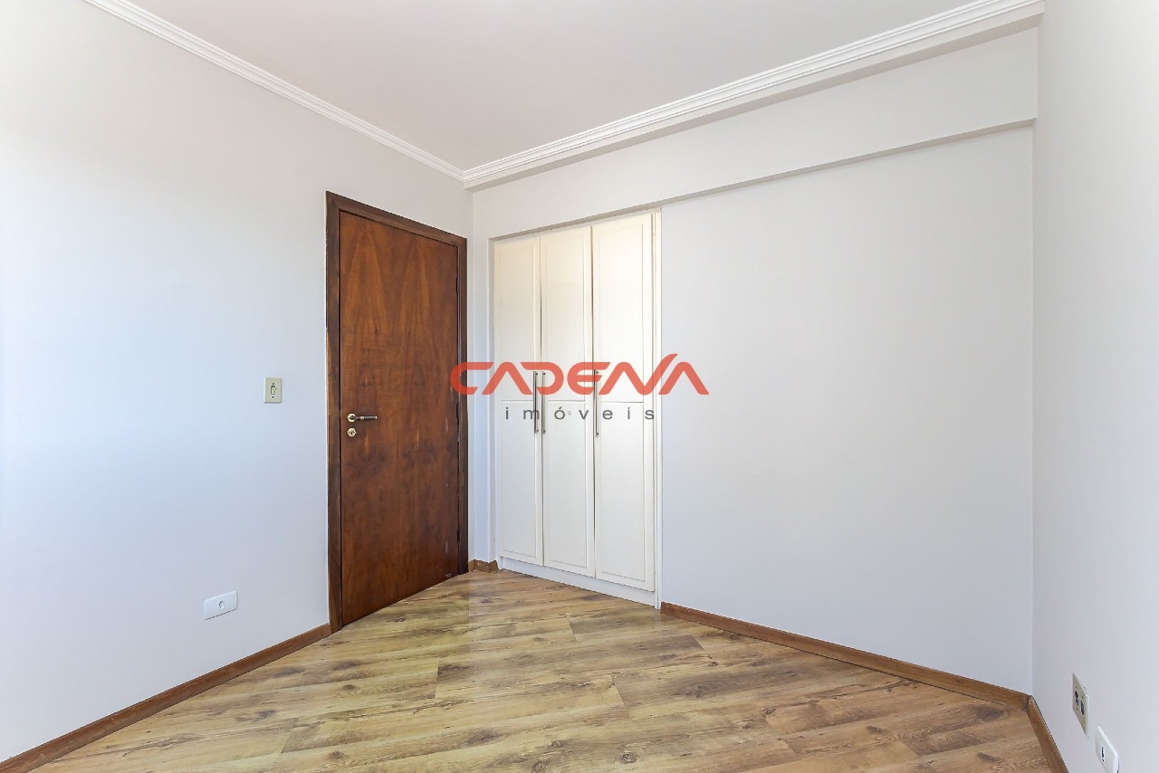 Apartamento à venda no Bacacheri: 