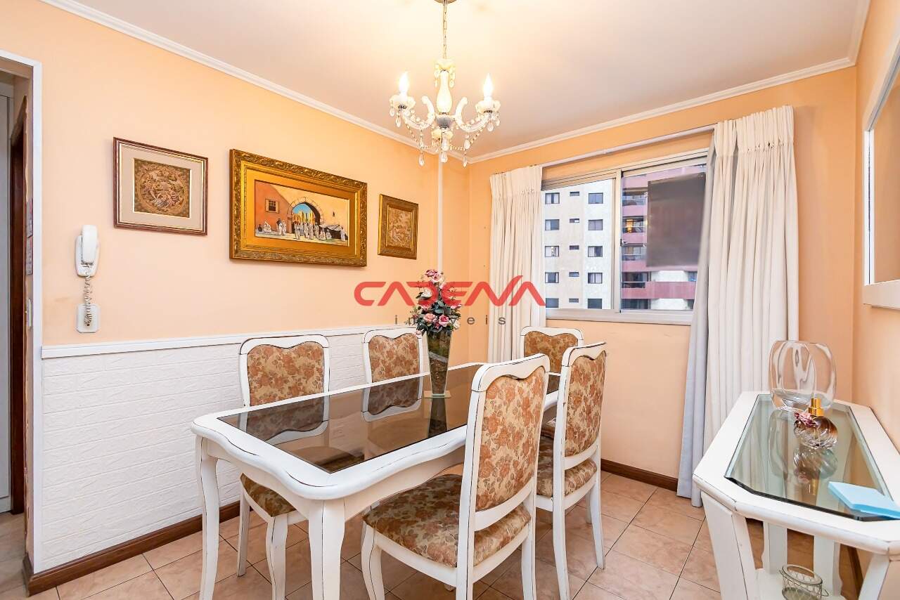 Apartamento à venda no Batel: 