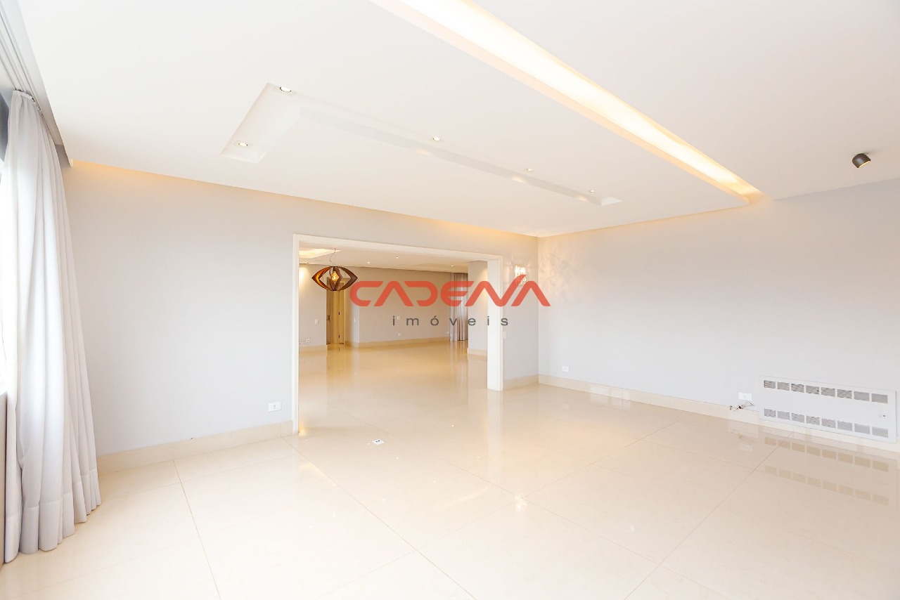 Apartamento para aluguel no Batel: 