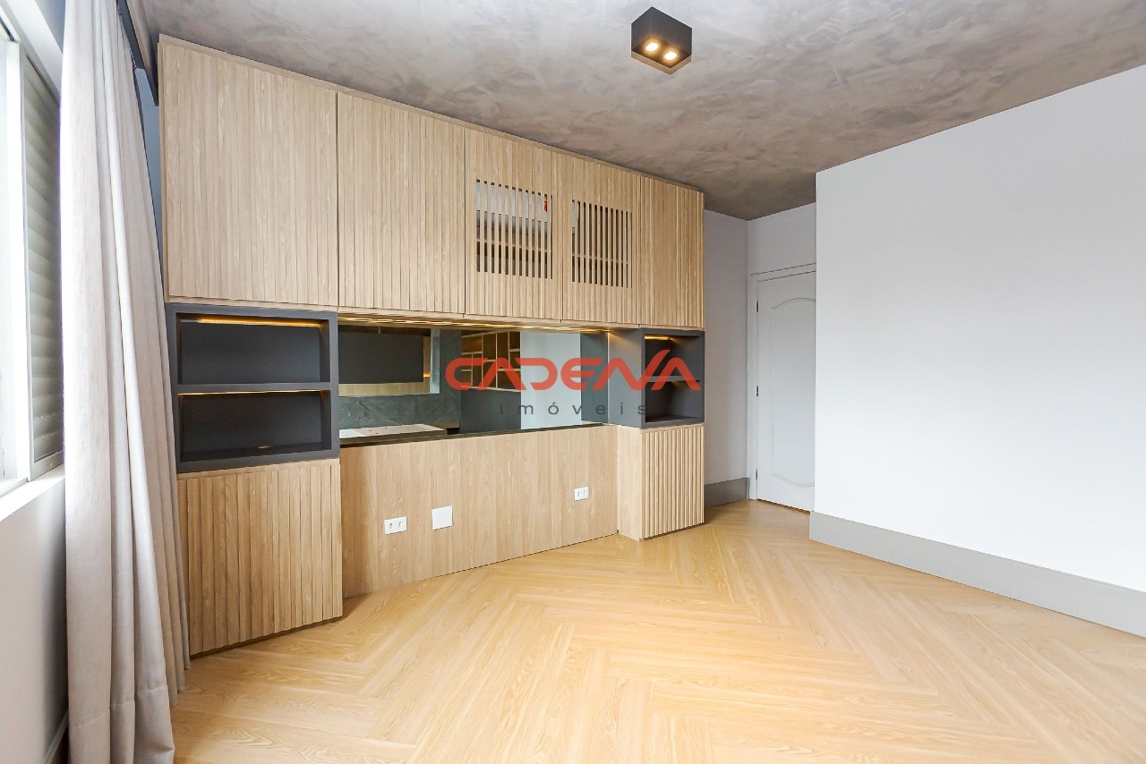 Apartamento para aluguel no Batel: 