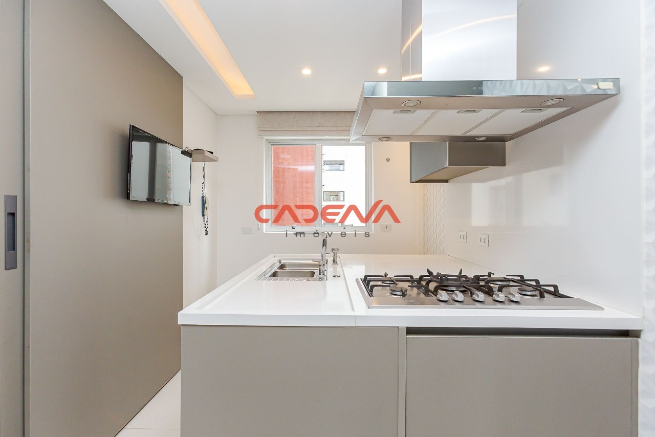 Apartamento para aluguel no Batel: 