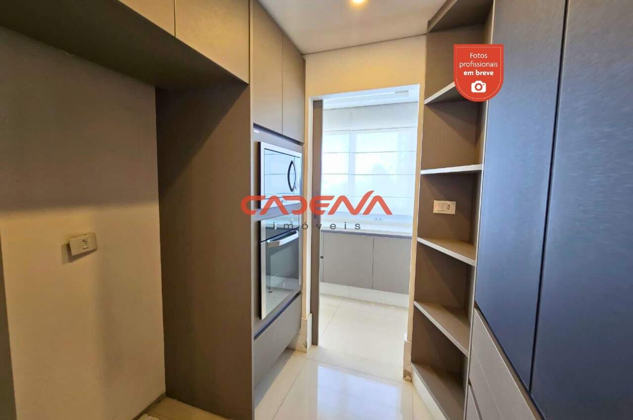 Apartamento para aluguel no Batel: