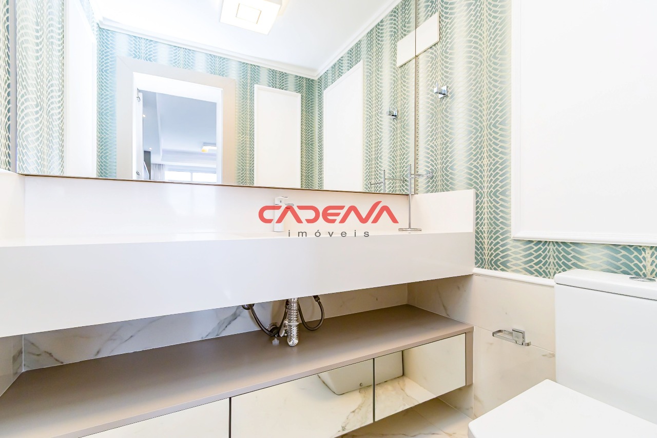 Apartamento para aluguel no Batel: 