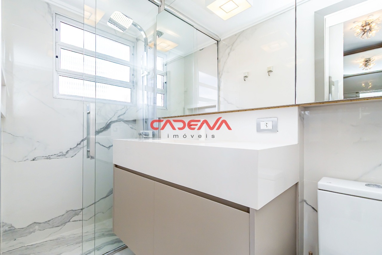 Apartamento para aluguel no Batel: 