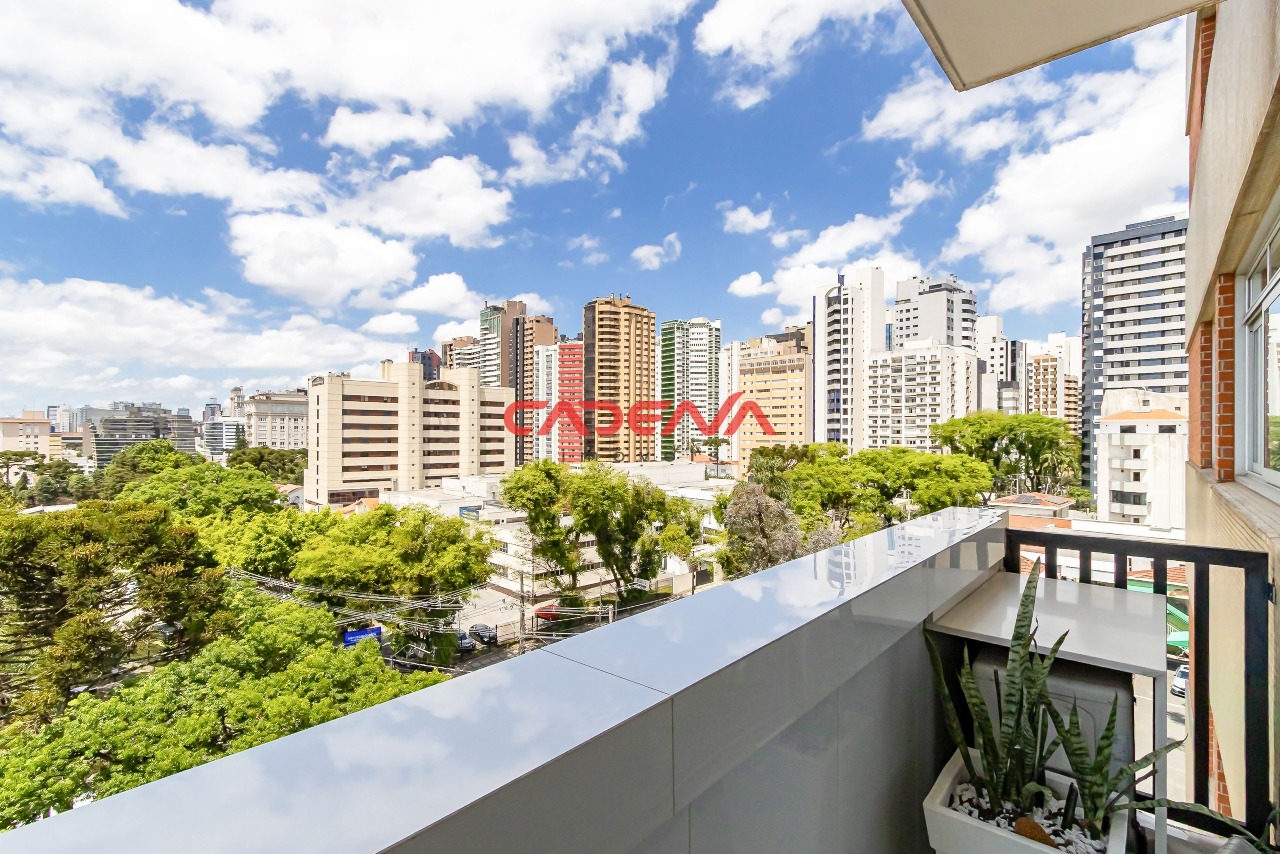 Apartamento para aluguel no Batel: 