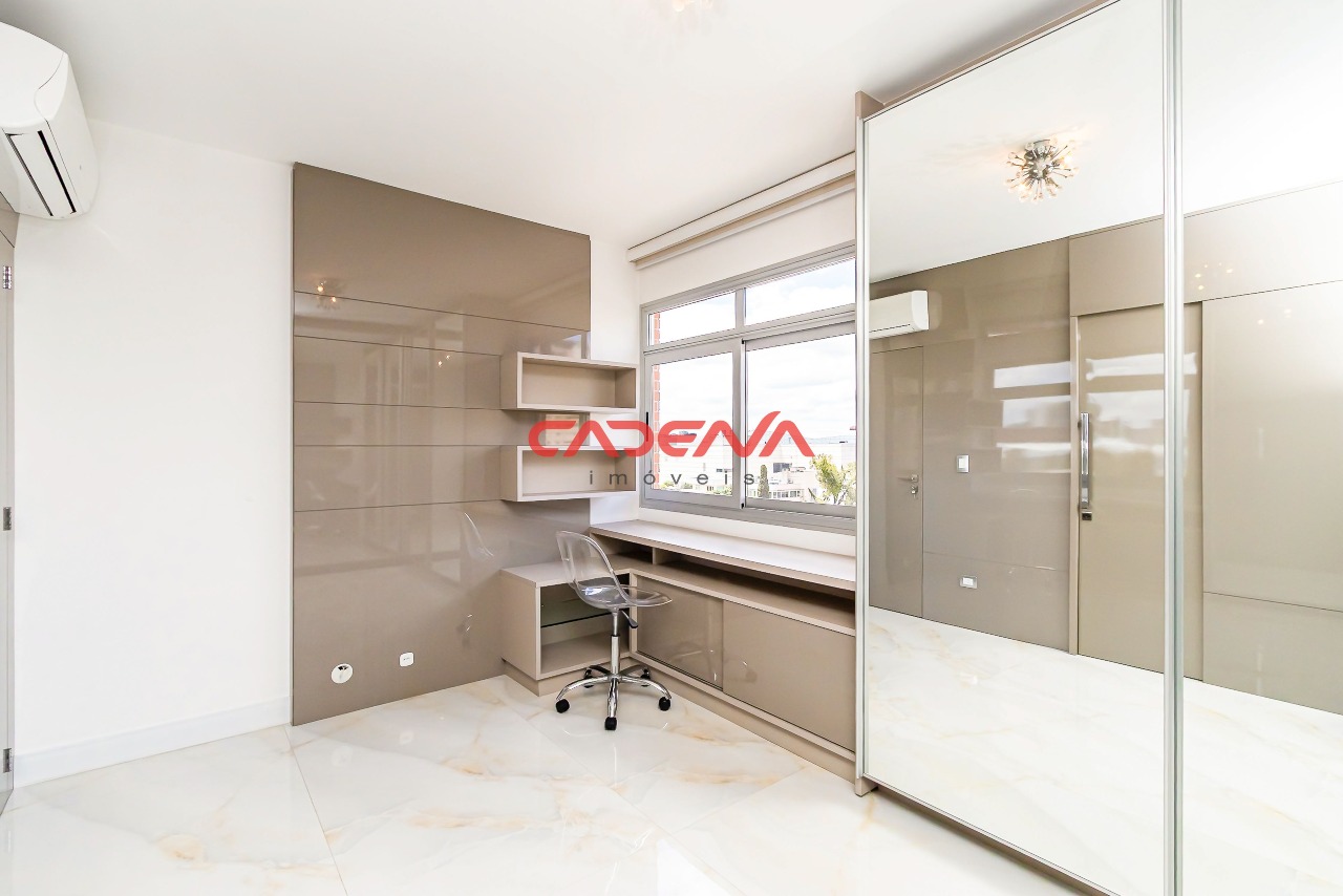 Apartamento para aluguel no Batel: 