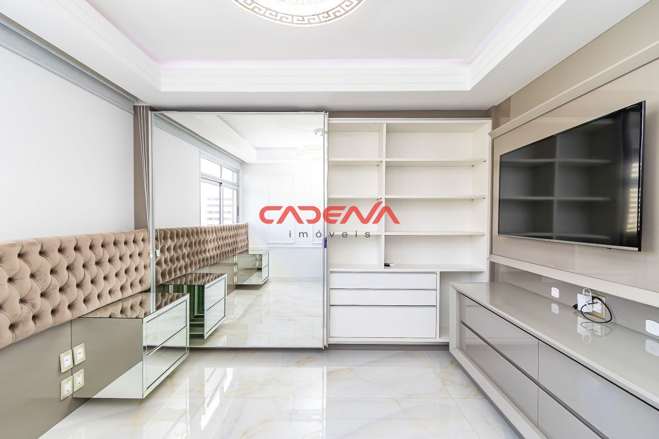 Apartamento para aluguel no Batel: 