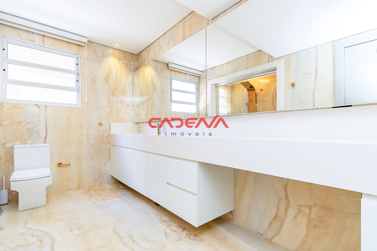 Apartamento para aluguel no Batel: 