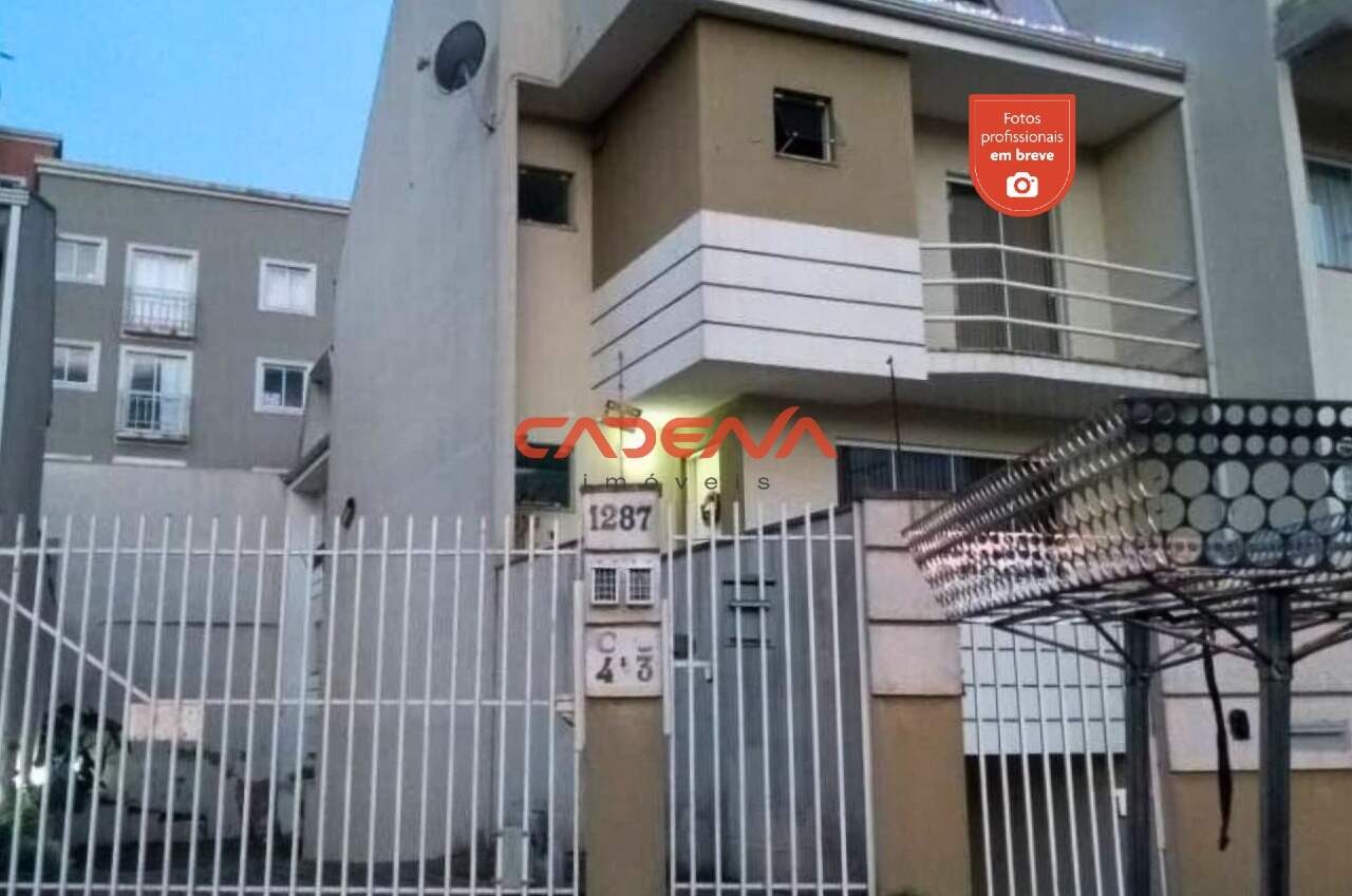 Sobrado à venda no Água Verde: 