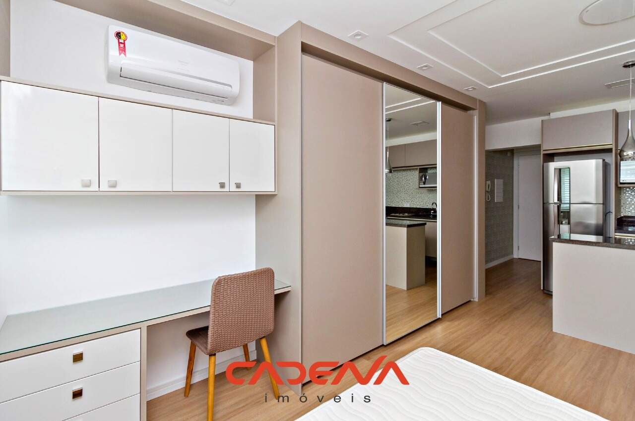 Studio para aluguel no Centro: