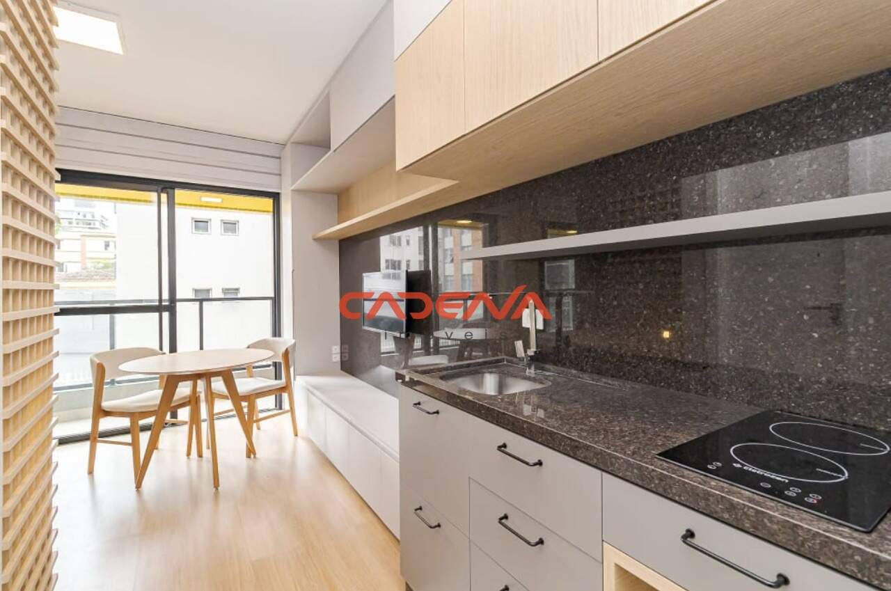 Studio para aluguel no Batel: